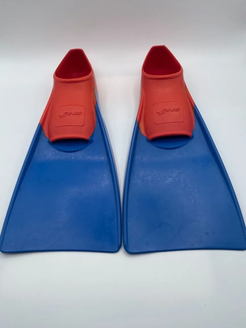 Finis Long Floating Red Blue Swim Fins Swimming Snorkeling Sz US 5 - 7